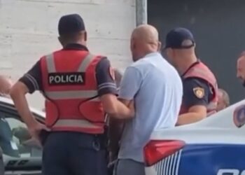 “I vrava unë të dy’/ Ekzekutoi me kallash vëllezërit Kurtaj, çfarë i tha bashkëshortes Altin Kuka