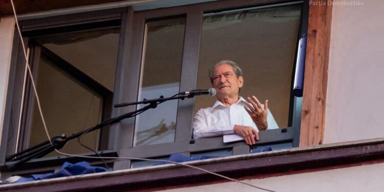 Berisha: Ai që zëvendësoi Rrumbullakun është emërtesë e Suel Çelës! Ministri i ri është në xhep të krimit