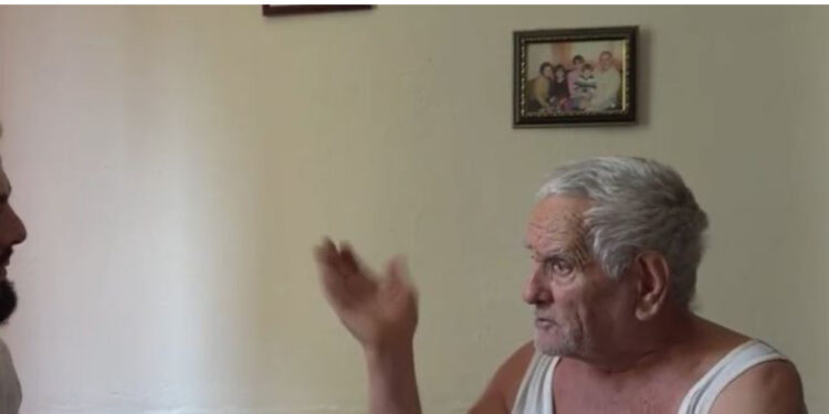 ‘S’i plotësoja dot nevojat se*ksuale’! 86-vjeçari nxjerr gruan nga shtëpia