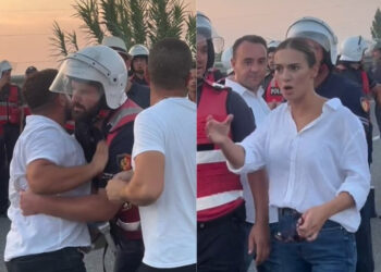 Protestuesi përplaset me policinë në Thumanë-Kashar: Kam ardh me vdek, ju jeni monstra!