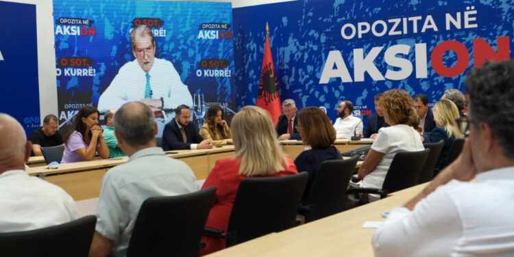 Emrat/ Del lista e drejtuesve politikë të PD në qarqe, Flamur Noka në krye të fushatës në gjithë vendin