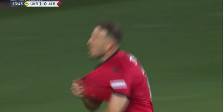 VIDEO/ Shpërthen festa kuqezi, Ardian Ismajli rikthen baraspeshën për 5 minuta