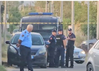 Të shtënat me armë në Shkodër/ I plagosuri dhe autori, fqinj. Në vendngjarje gjenden 4 gëzhoja