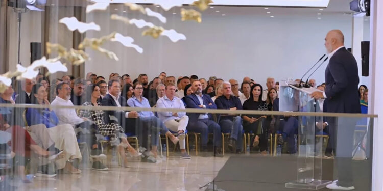 Rama mbledh Kryesinë e re të PS-së