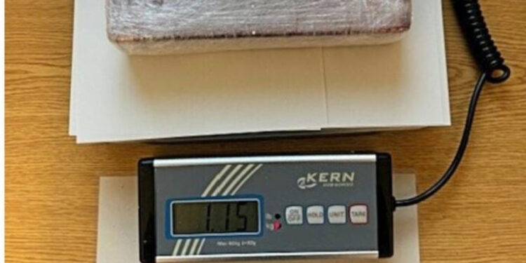 I gjendet 1.15 kg kokainë në makinë, arrestohet shqiptari në Gjermani