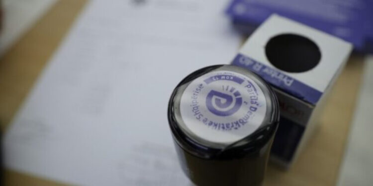 Gjykata e Lartë shqyrton sot kërkesën e Alibeajt për pezullimin e vendimit për vulën e PD-së