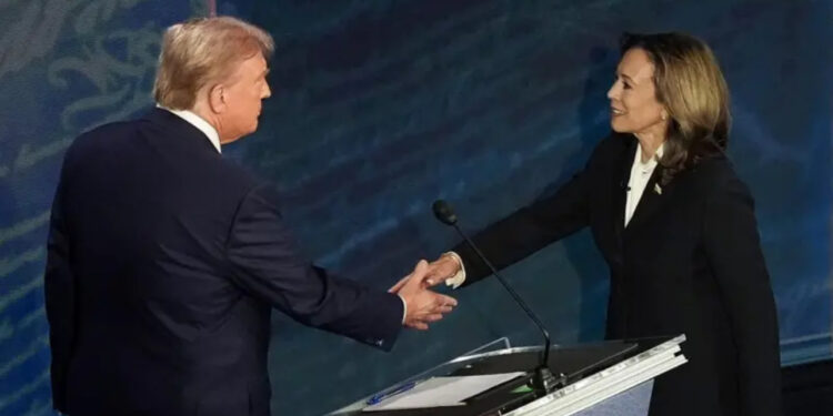 Nga shtrëngimi i duarve tek sulmi, çfarë duhet të dini për debatin Trump-Harris?