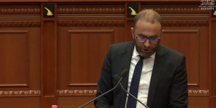 LIVE-Nis interpelanca e Bardhit me Ramën për mbetjet toksike