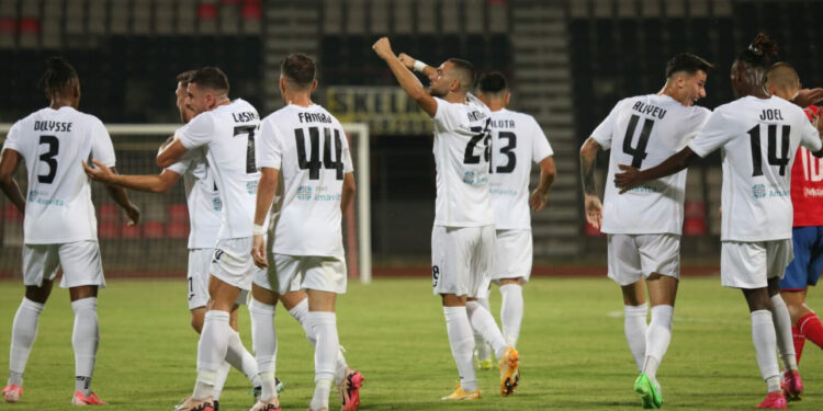 Egnatia rikthehet te fitorja me goleadë, 4 gola në Rrogozhinë