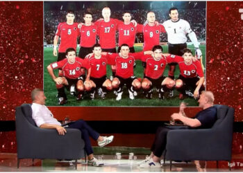 “Uau! Çmenduri, ç’po ndodh këtu”, Tare tregon çfarë i tha kapiteni i Greqisë: Do të doja të isha edhe unë me fanellën tuaj