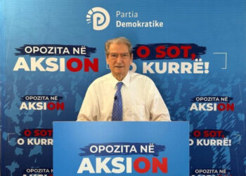 Berisha sqaron reagimin e tij: Nuk kam kërcënuar gazetarët!