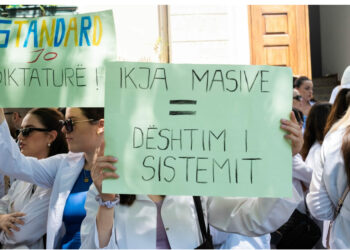 Studentët e mjekësisë 3 vite punë me detyrim/ Çfarë ndodh tani?