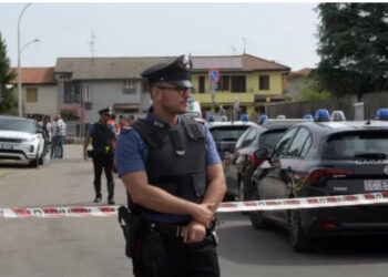 Detaje nga krimi në Itali, djali hyri të mbronte nënën, babai e qëlloi me plumba! Gruaja vdes menjëherë