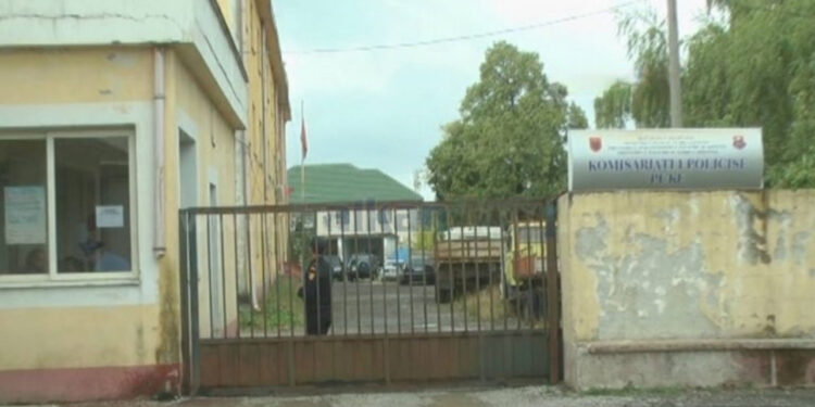 Zjarri në një banesë në Pukë, policia jep detajet