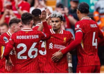 Liverpool shkëlqen dhe merr kreun përkohësisht në Premier League