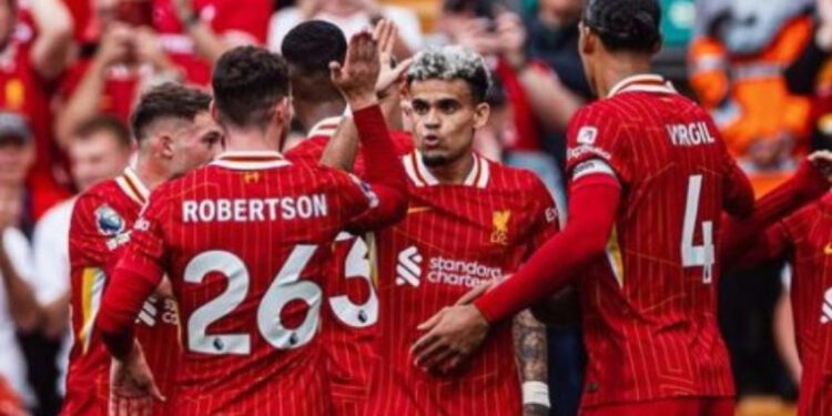 Liverpool shkëlqen dhe merr kreun përkohësisht në Premier League