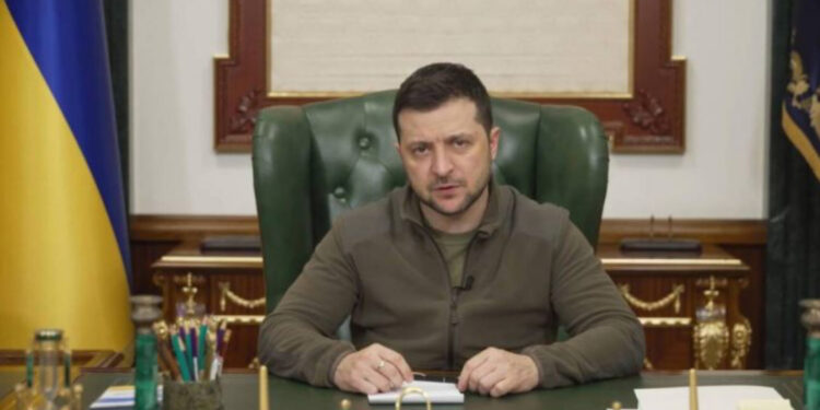 Zelensky: Sulmet në territorin e armikut e kthejnë luftën në shtëpi në Rusi