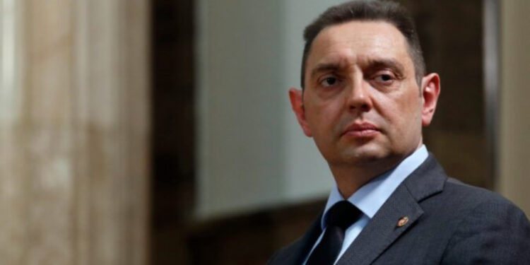 ‘Ti nuk je spiun rus’! Vulin: Shefi i CIA-s më kërkoi njohjen e Kosovës