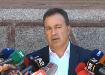 Peleshi për bojkotin e opozitës: Zgjedhja e tyre, jeta parlamentare vazhdon