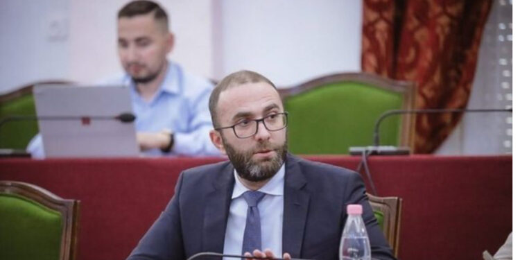 Grupi Parlamentar i PD-së bojkoton mbledhjet e Komisioneve? Cilat janë opsionet e demokratëve “në tavolinë” për vijimin e jetës parlamentare