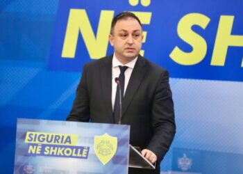 Ministri Hoxha: Siguria në shkolla, ndër prioritetet kryesore, zbatojmë projektin “Smart City” për të rritur sigurinë