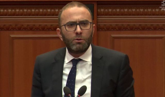 “Policinë dhe pushtetin ia ke dorëzuar krimit”, Bardhi-Ramës: Nuk dhe asnjë përgjigje, ku do i çosh mbetjet, si do i përpunosh?