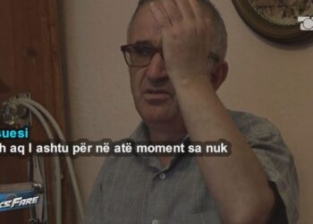 Mësuesi në Elbasan i kërkon nxënëses numrin e telefonit në FB/ Edhe pse i pezulluar, shkon në shkollë