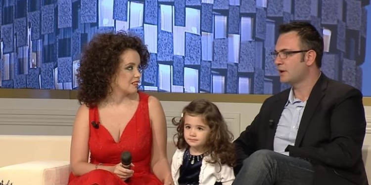 VIDEO/ “Kam zgjedhur të jem baba dhe jo burrë”, mesazhi PREKËS dhe shumë domethënës i Gerti Bogdanit