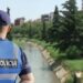 “Keni përfituar grante nga bashkia”, përfundoi në Lanë, si i mashtronte të moshuarit i kërkuari nga policia, shumat që u merrte