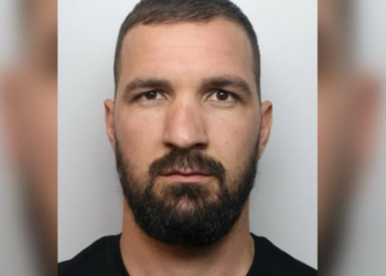 Shqiptari dhe gruaja e tij kapen në “shtëpi bari” në Angli: Ajo nuk di gjë për bimët