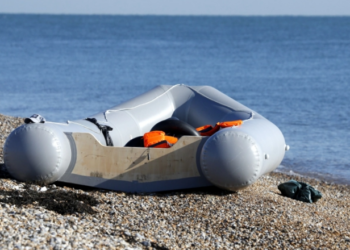 Përmbyset varka me 100 emigrantë në brigjet e Francës