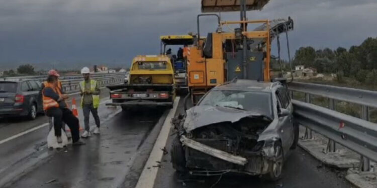 Aksident fatal në aksin Thumanë-Tiranë, shkaku dyshohet punimet ndërtuese