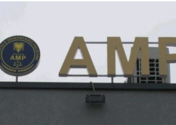 Njëri akuzohet se shiste drogë, tjetri lejoi ndërtimet pa leje, AMP pezullon dy punonjës policie nga detyre