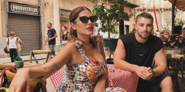 Pas planeve për biznes e fëmijë, ndahen Ilnisa dhe Meritoni? Gazetarja nuk u pranua kurrë nga familja e këngëtarit