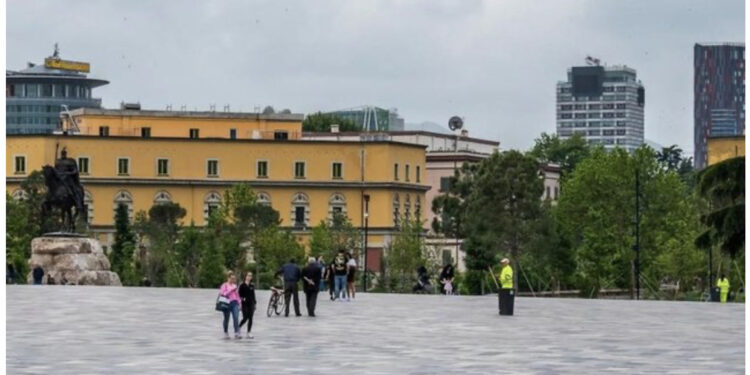 “Një shqiptar sot pritet që të jetojë mesatarisht rreth 80-vjeç!” Të dhënat: Jetëgjatësia u rrit me 6.3 vjet që pas 1990-s