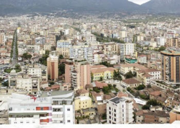 Po shkatërrohet Shqipëria/ Të dhënat e Cens 2023: 108 mijë banesa të banueshme pa rrjet uji