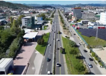 Po i torturon qytetarët në trafik/ Nis puna për zgjerimin e rindërtimin e autostradës Tiranë-Durrës, Rama jep lajmin