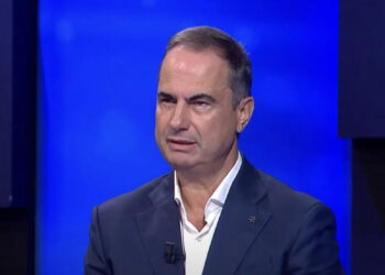 Protesta e opozitës/ Boçi: Jemi goditur me spraj direkt dhe një qytetar u dogj