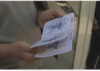 Bizneset dhe familjarët të rregullt me pagesat, kurse institucionet e shtetit shtojnë borxhet ndaj OSHEE