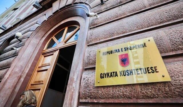 Gjykata Kushtetuese refuzon ftesën për tu bërë pjesë e Komisionit Anti-Korrupsion, Holta Zaçaj i kthen përgjigje negative Kuvendit