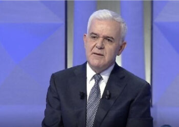 Vëllanë trafikant droge, vetë në krye të Reformës, a i luajti ai fijet e burgosjes së Salianjit? Çfarë thotë Fatmir Xhafaj