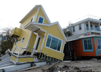 10 viktima dhe shkatërrim! Çfarë la pas uragani i fuqishëm që ‘rrafshoi’ Floridan?