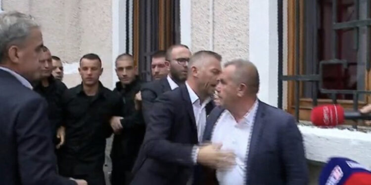 ‘Më dënoi zonja ‘pushka’! Korreshi: Nuk tërhiqemi! Kaos para Parlamentit