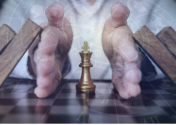 Fati ndihmon çdo iniciativë, shenja e Horoskopit që duhet të riskojë pa frikë në muajin tetor