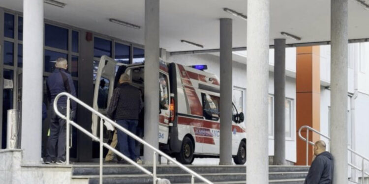 Tragjedia në Tetovë/ Gjenden nënë e bijë të vdekur, babai dhe djali në gjendje kritike