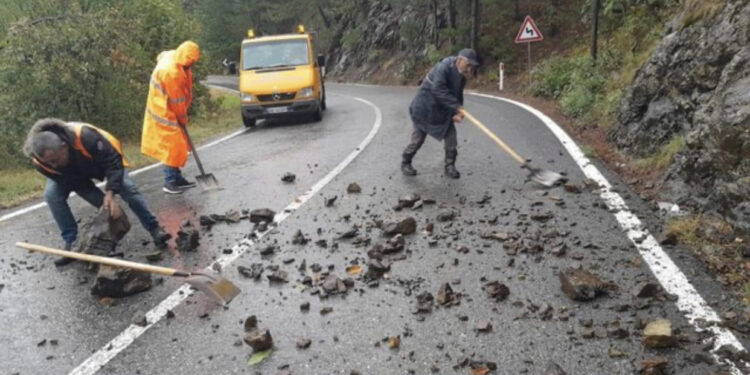 Moti i keq shkakton probleme në gjithë vendin, nis puna për normalizimin e situatës