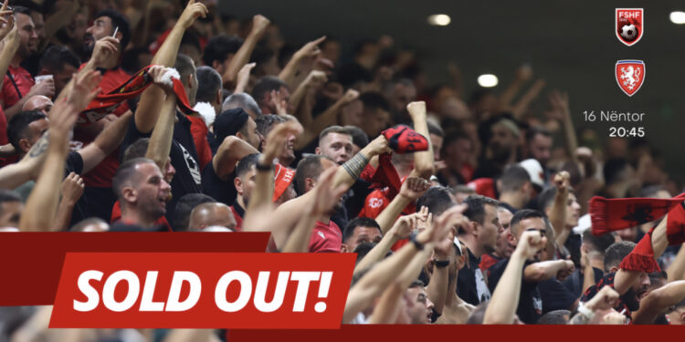 Tifozët mbushin stadiumin ndaj Çekisë, shiten të gjitha biletat