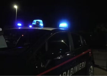 E rëndë/ Shqiptari mbyt gruan në sy të fëmijë në Itali