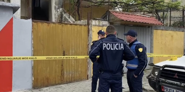 Gardisti që tentoi t’i japë fund jetës në Tiranë është vëllai i këngëtares së njohur