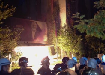 Protesta e opozitës/ Arrestohet një person, 9 në kërkim, mes tyre edhe ish komandanti i FNSH Shkodër